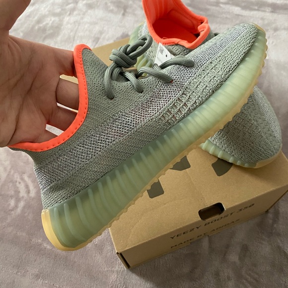 Women’s Yeezy Desert Sage V2 - Picture 4 of 8